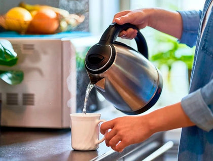Chaleira Elétrica 1.8 Litros Inox Prata 127v