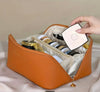 Necessaire Grande para produtos de beleza e higiene.